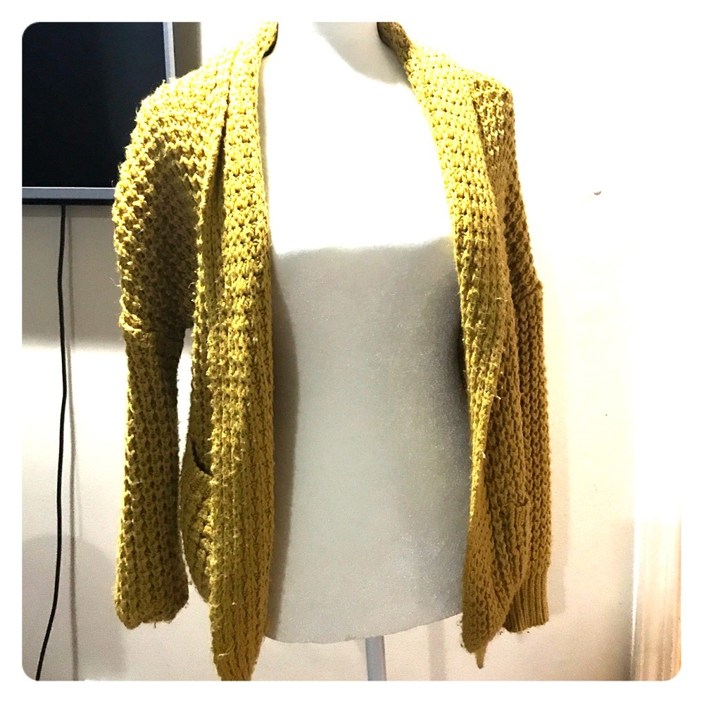 Mustard yellow knitted jacket