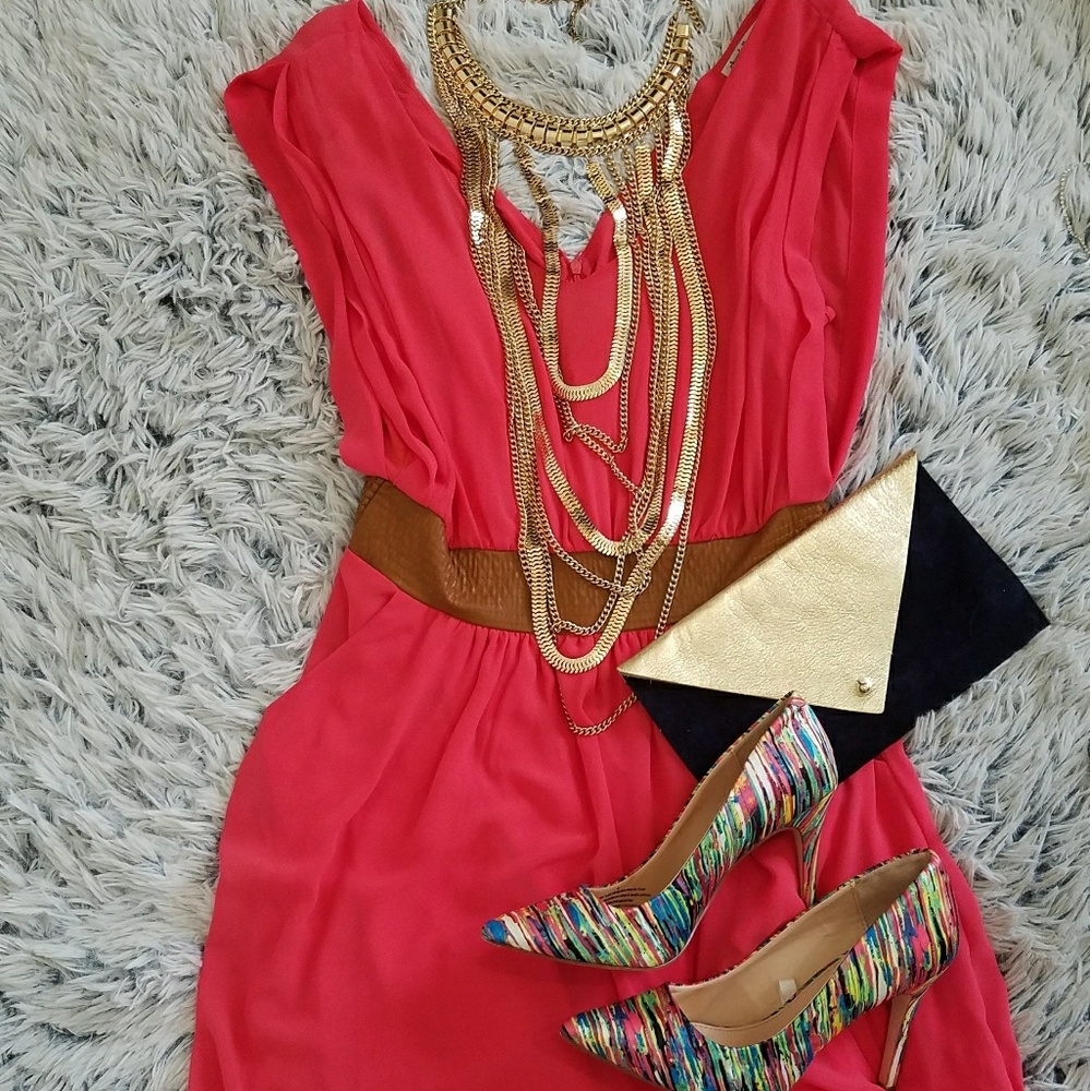 Coral Sleeveless V-neck Above-knee Skater Dress L