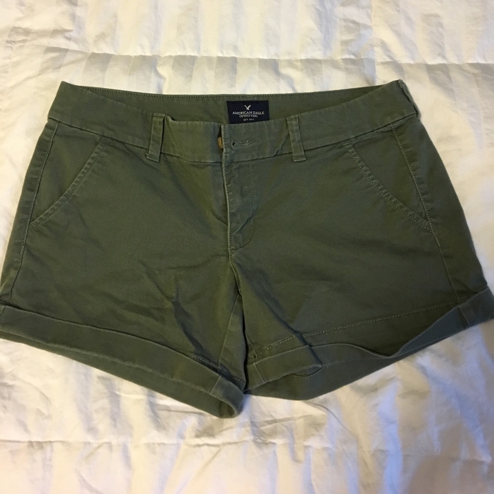 American Eagle shorts, size 6