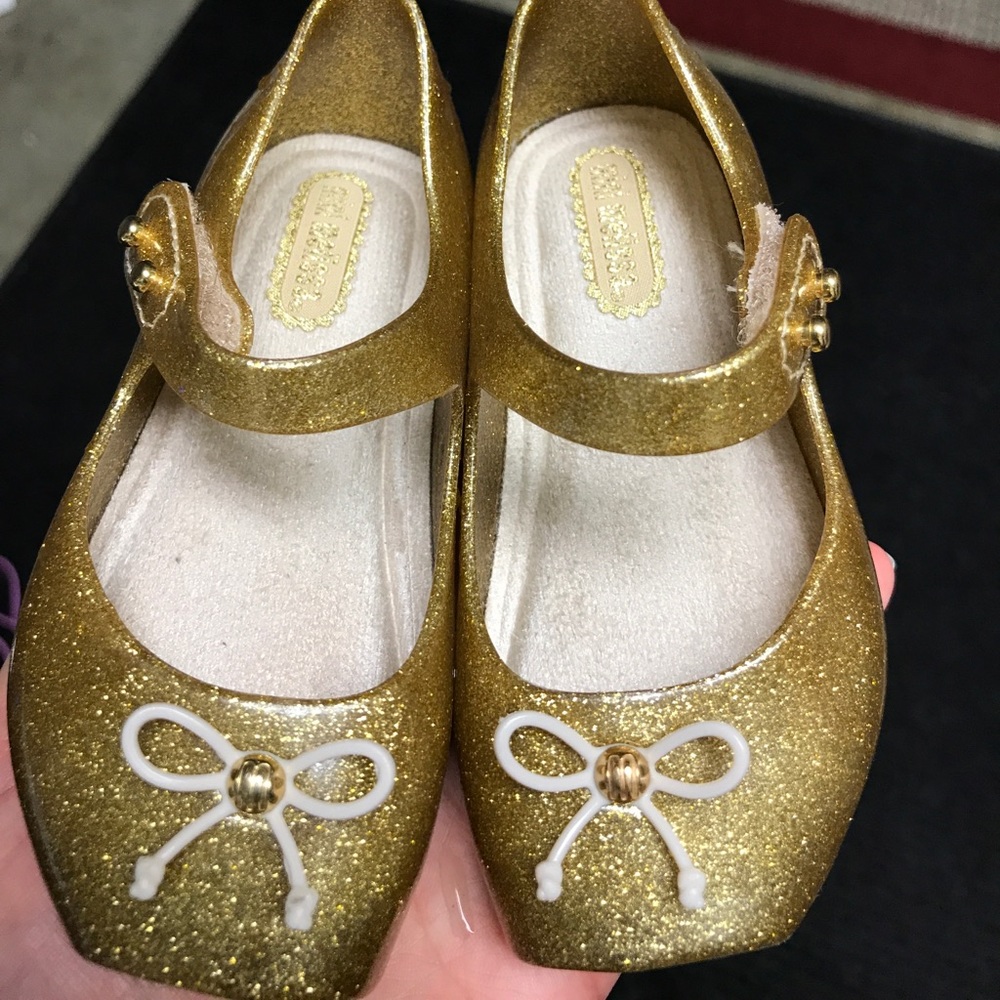 ****SOLD******.  New w/o tag mini Melissa's