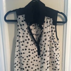 POLKA DOTTED COLLARED TANK TOP