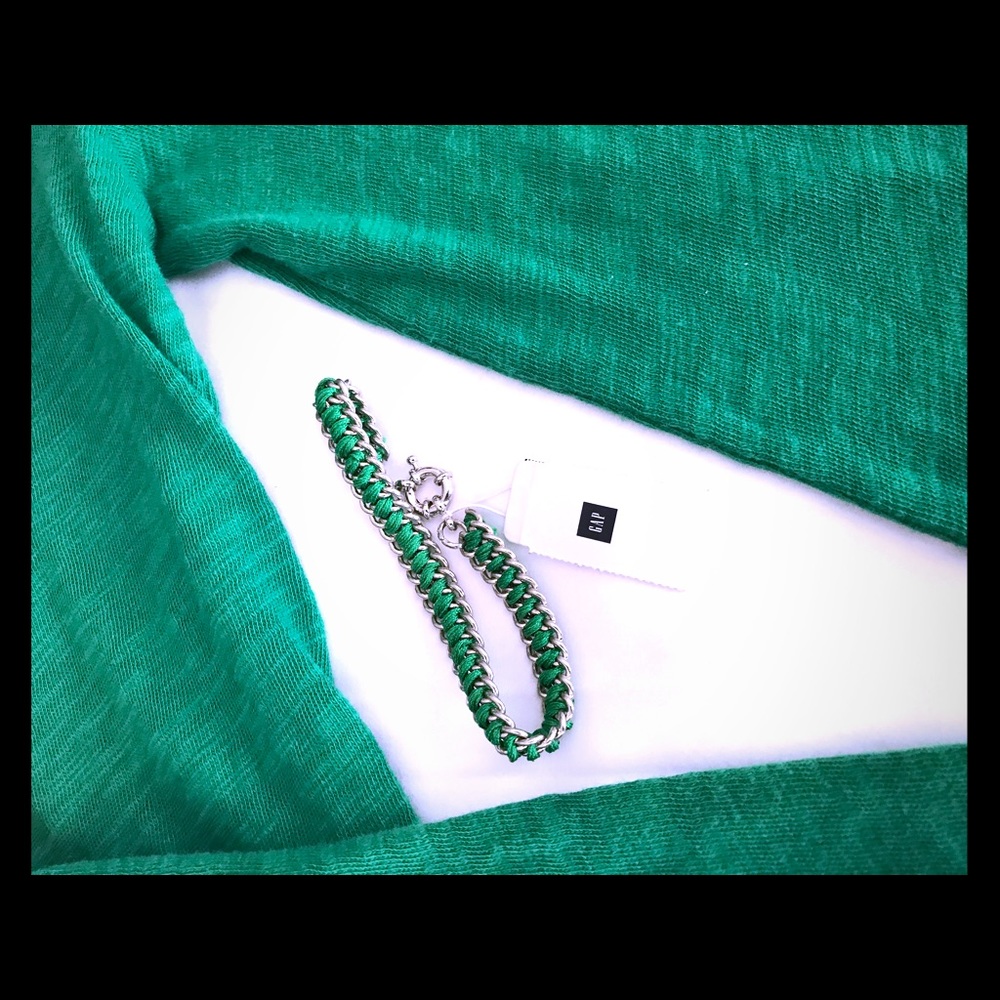 Green T-Shirt w bracelet