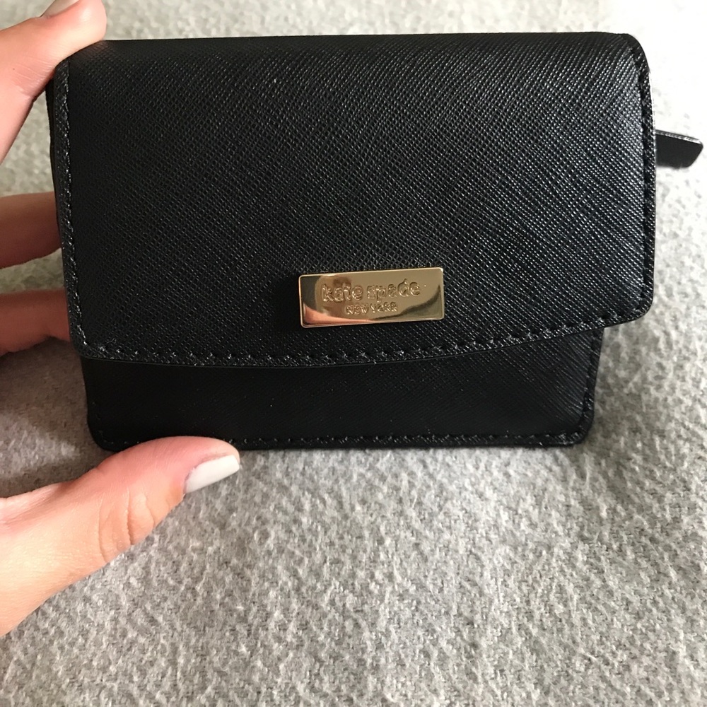 Kate salads keychain wallet