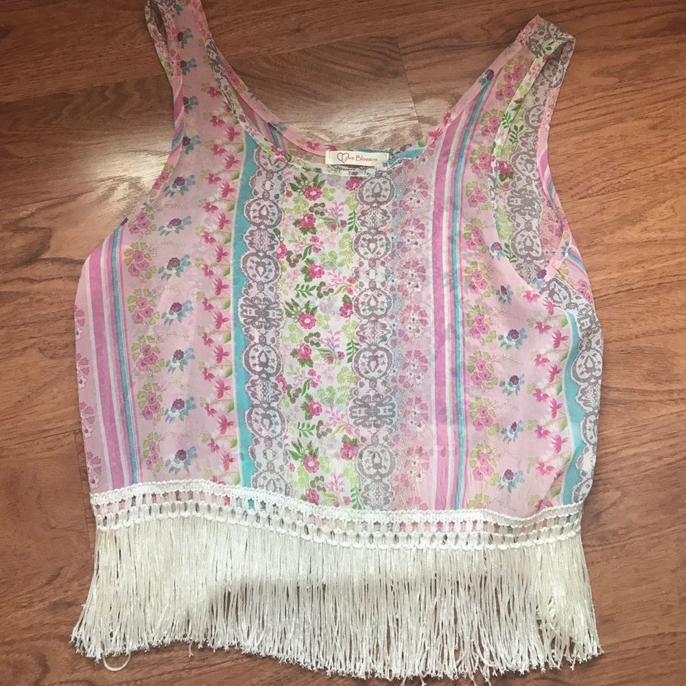 Kids large (small crop top in adult )