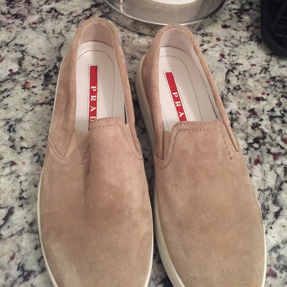 Prada sneakers size 5 - Picture 2 of 6