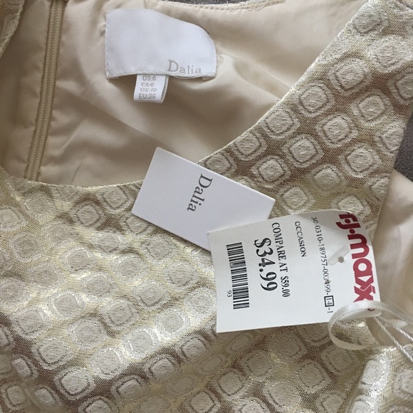 Dalia dress - Picture 3 of 3