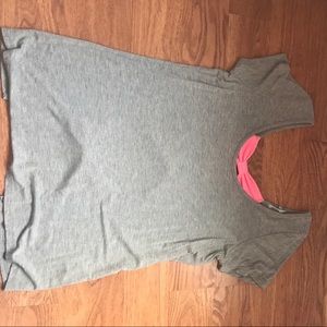 Medium tshirt with open back