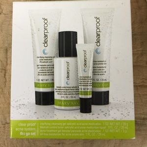 Clear proof to go set