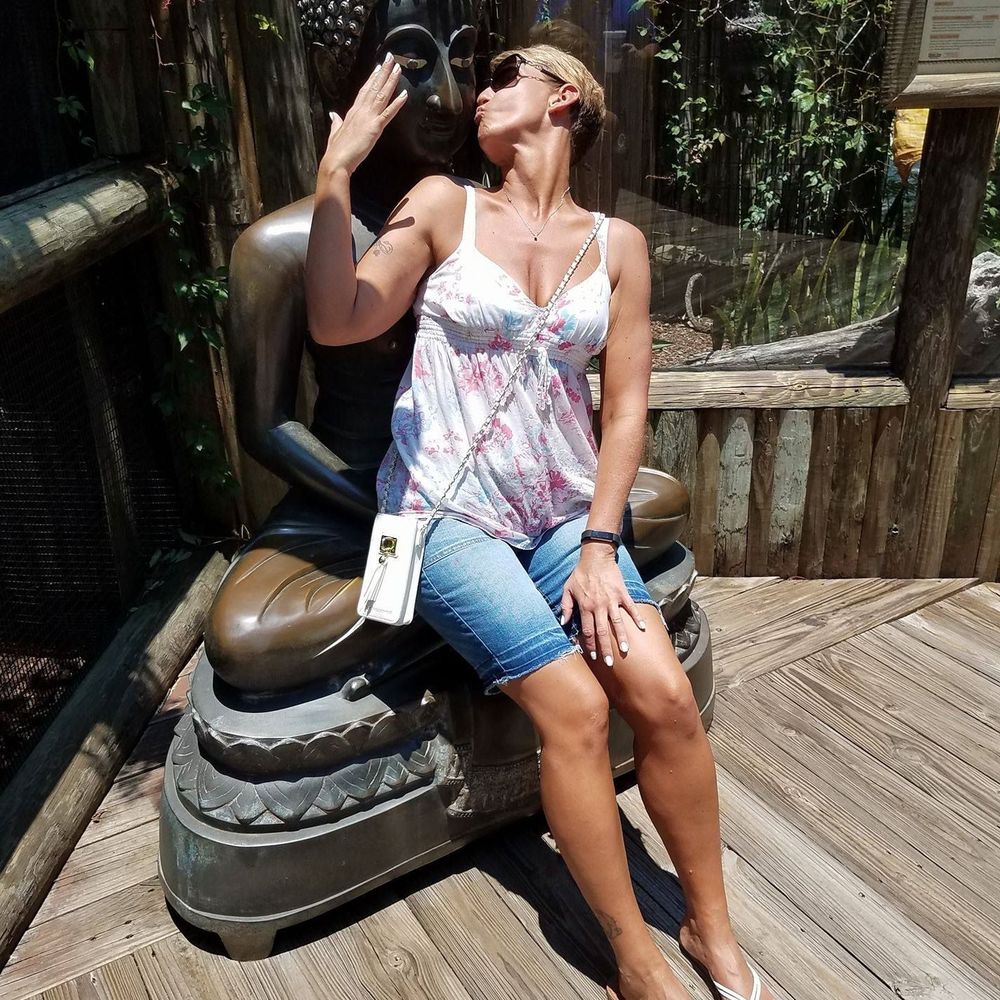 Meet your Posher, Michele