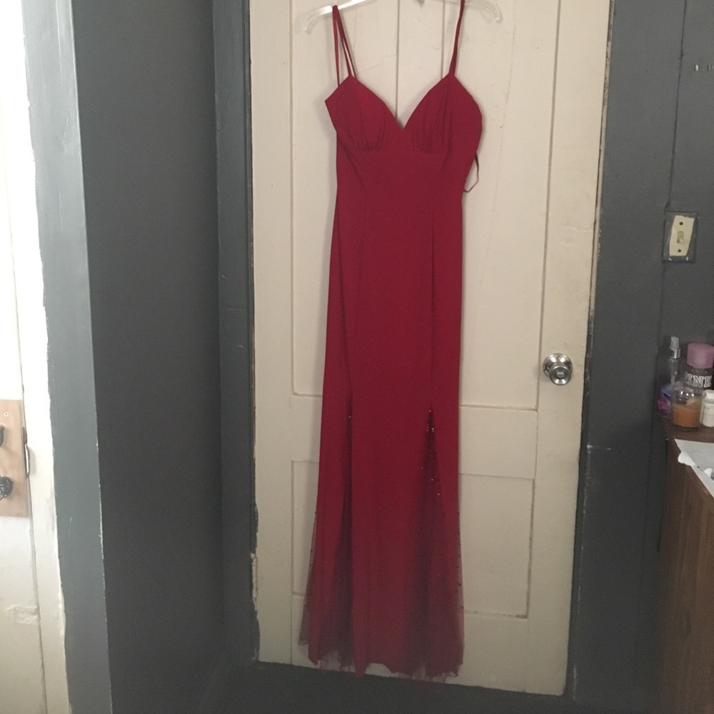 Red Prom dress