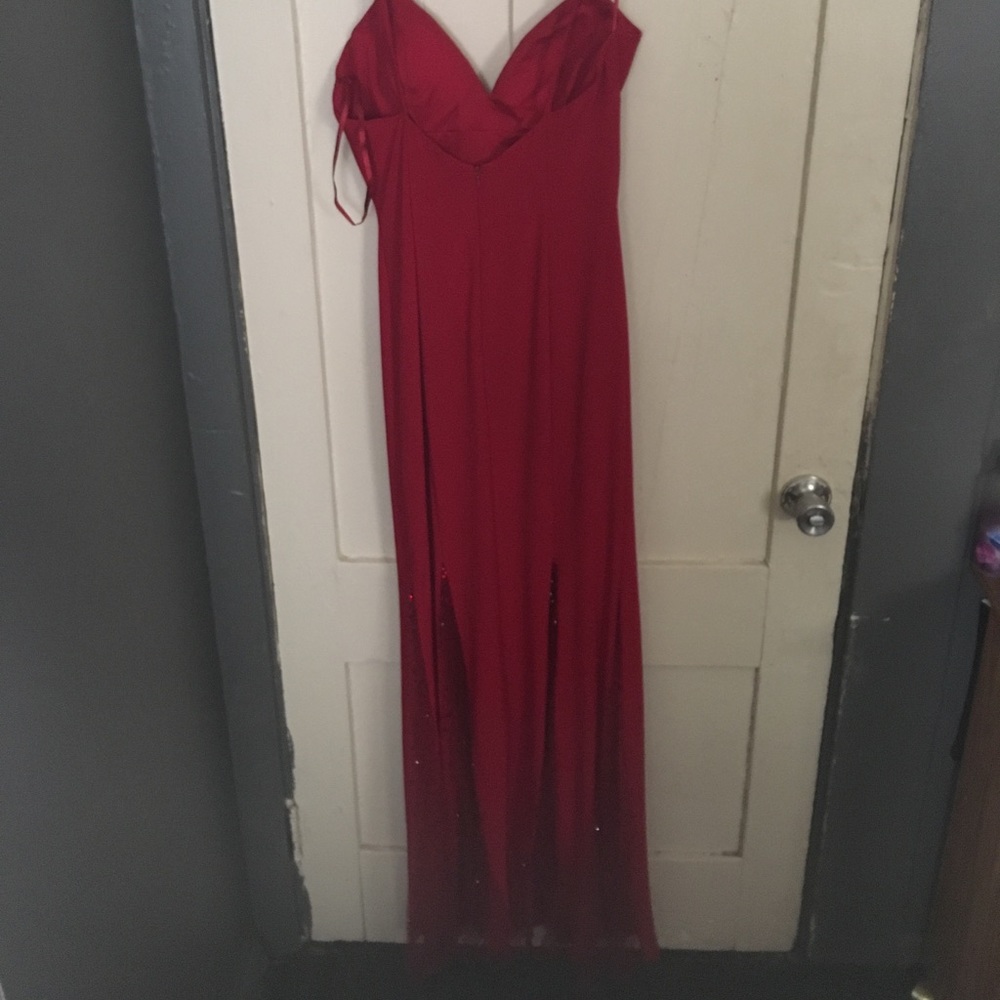 Red Prom dress - Picture 3 of 4