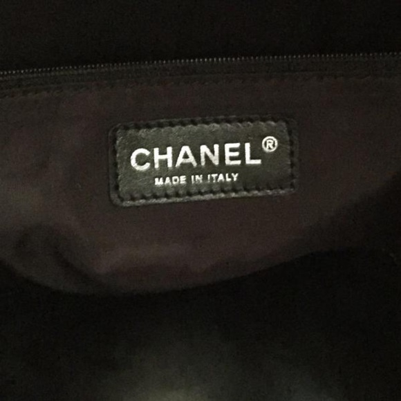 🌹SOLD🌹Chanel Biarritz quilted large tote handbag - Picture 2 of 8