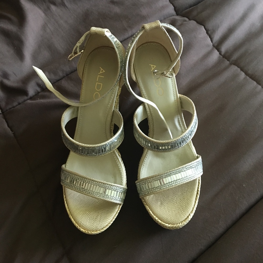 Aldo wedges