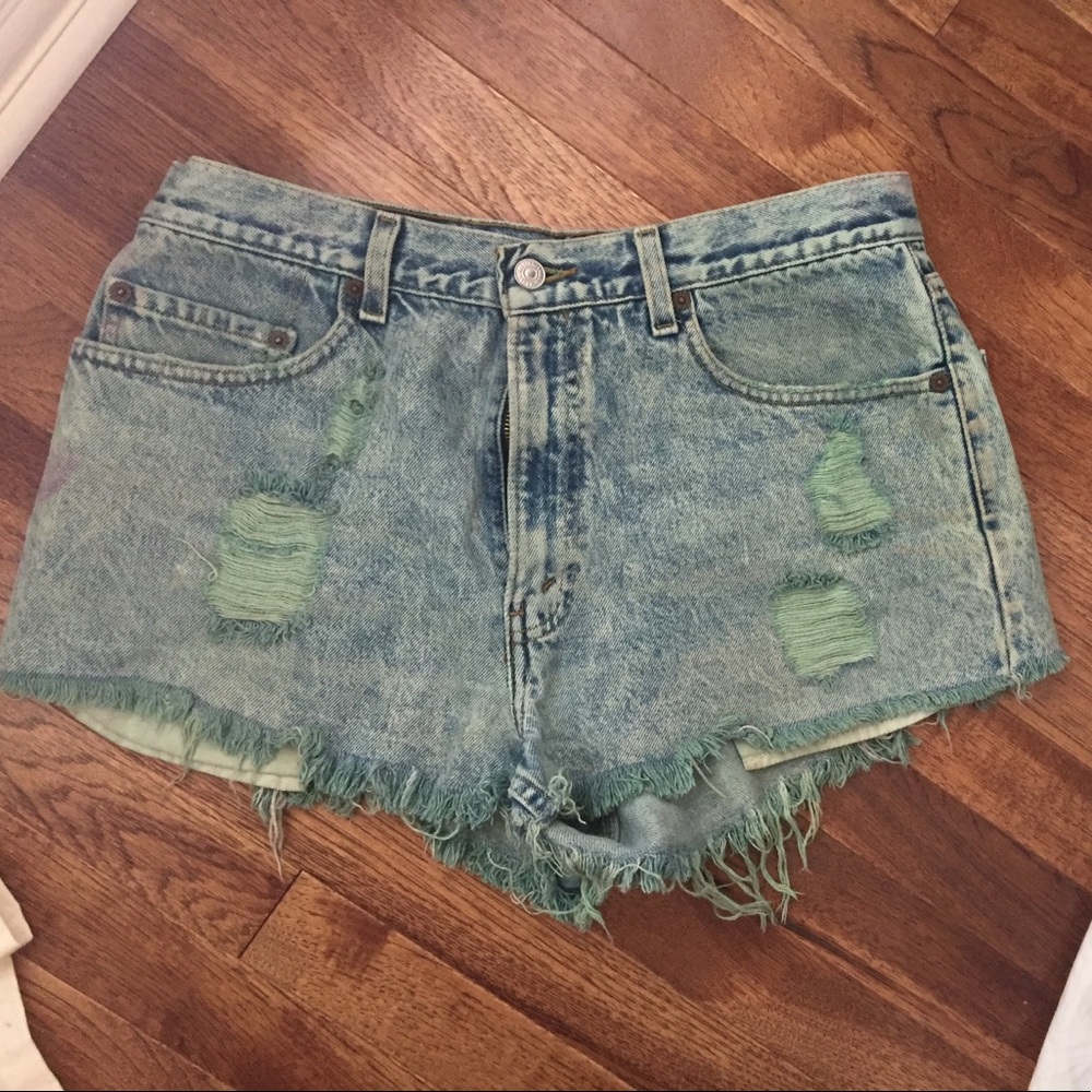 Urban Outfitters Levi's High Waisted Jean Shorts