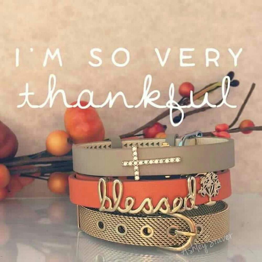 Thank you for checking out my closet💛