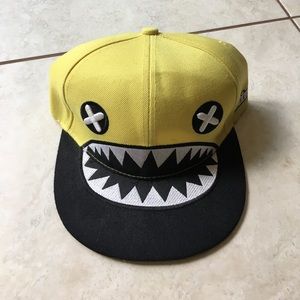 Adjustable yellow snapback from Running Man