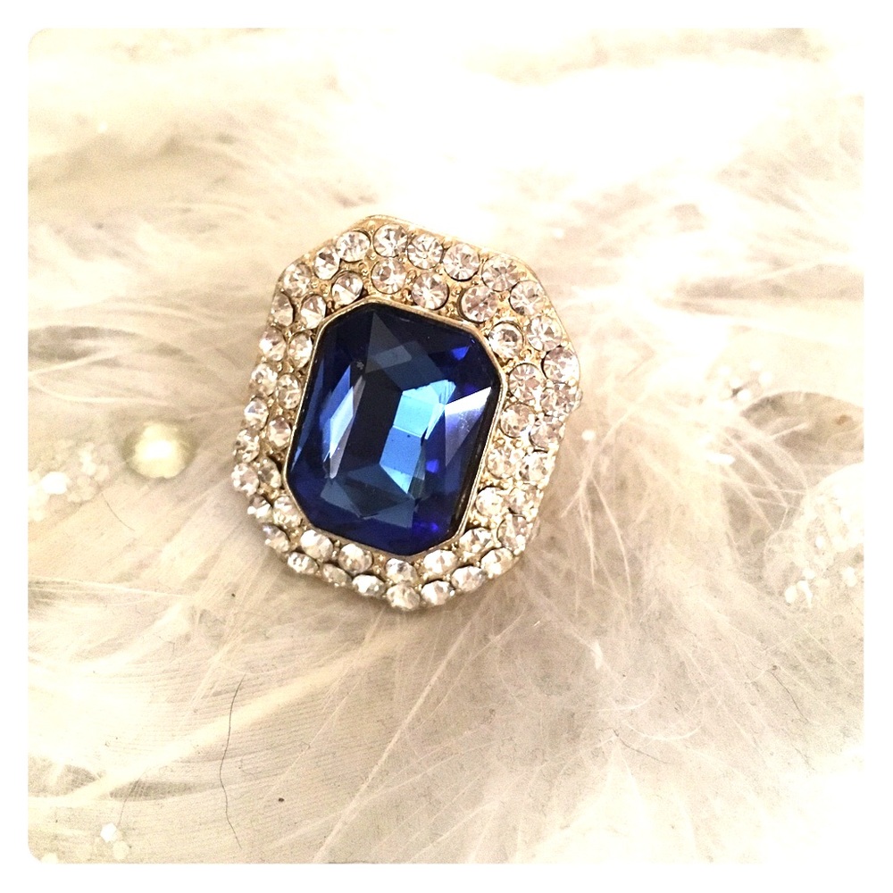 Blue Gem Bling Cocktail Ring Sz. 6-7