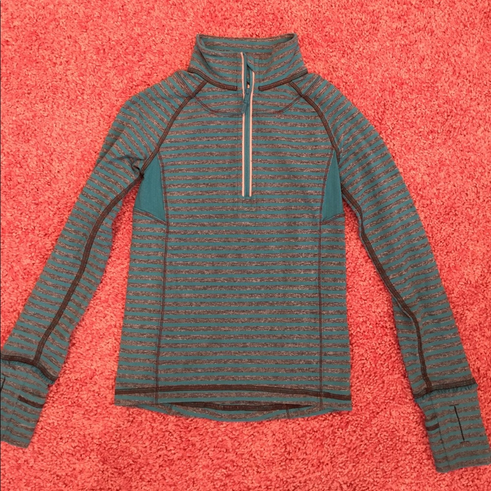 Ivivva long sleeve size 4 (Lululemon kids)