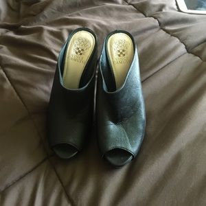 Vince Camuto Black peep toe Mules