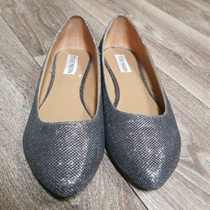 Steve Madden ballerina flat pointed toe grey metal