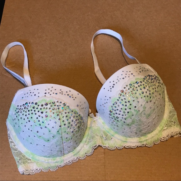 Victoria's Secret Dream Angels bra -NEW w/o tags‼️ - Picture 1 of 4
