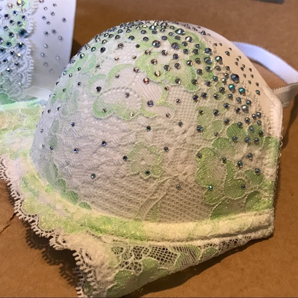 Victoria's Secret Dream Angels bra -NEW w/o tags‼️ - Picture 2 of 4