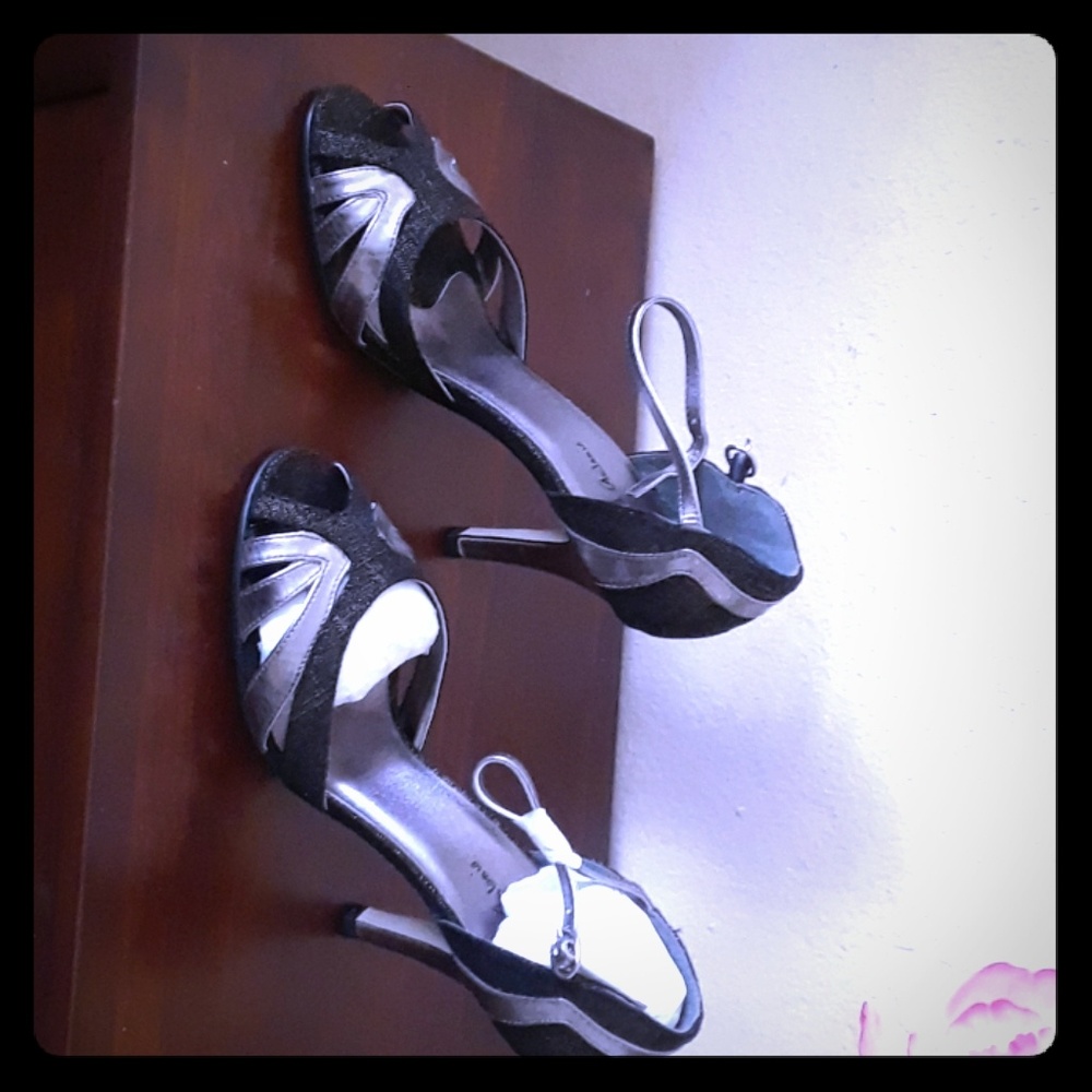 High heels, open toe