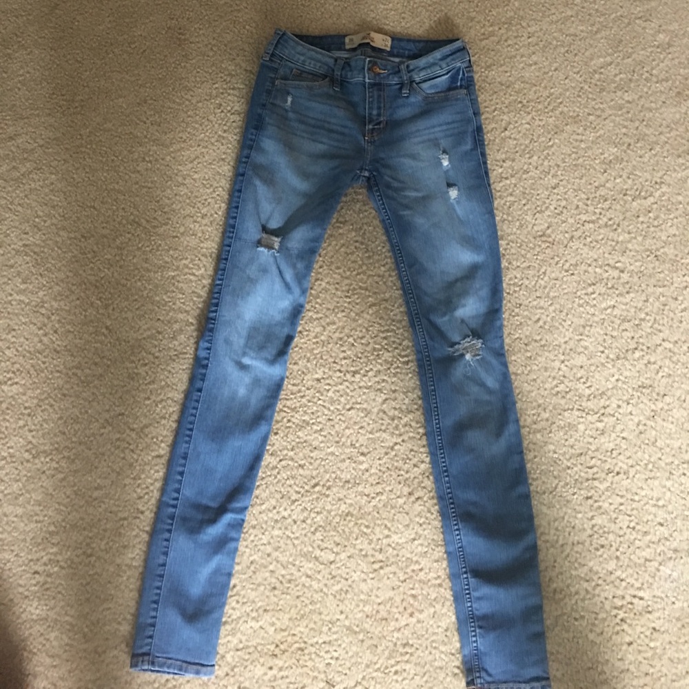 Hollister Super Skinny Jeans!!
