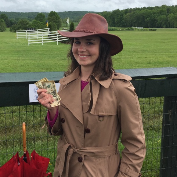 Meet your Posher, Meg - Picture 3 of 8