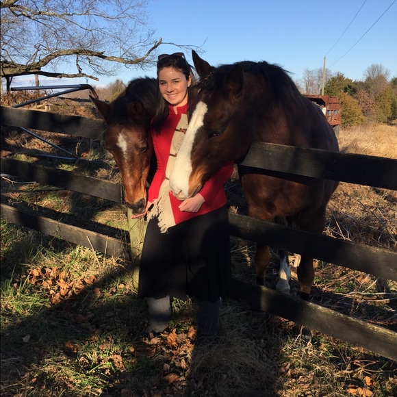 Meet your Posher, Meg - Picture 5 of 8