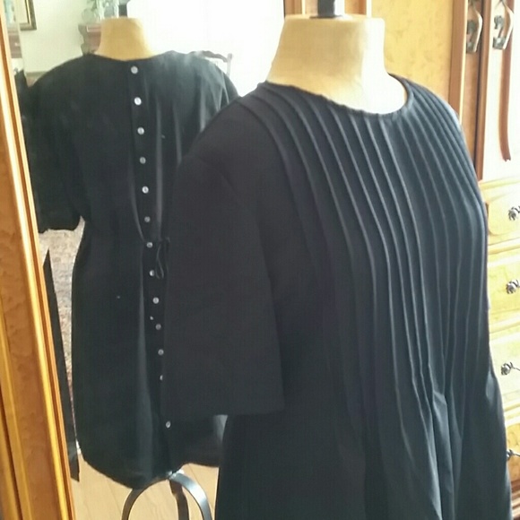 Pretty Vintage Frock - Picture 1 of 6