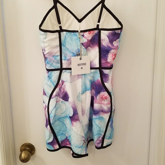 Earthshine playsuit from Mura boutique - Picture 3 of 3