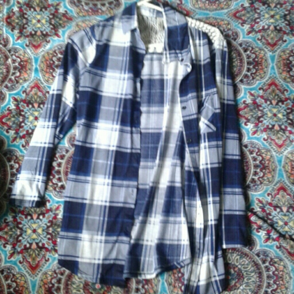 Womens Plaid Blue Top