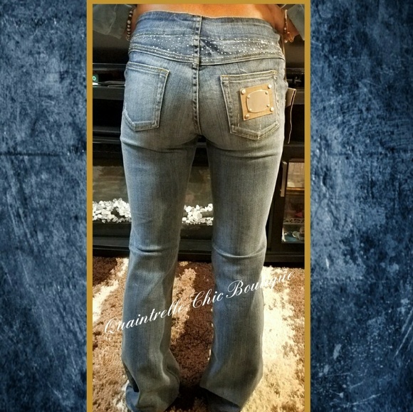 5⭐ RATED EMBELLISH BRAZILLIAN JEANS - Picture 5 of 5