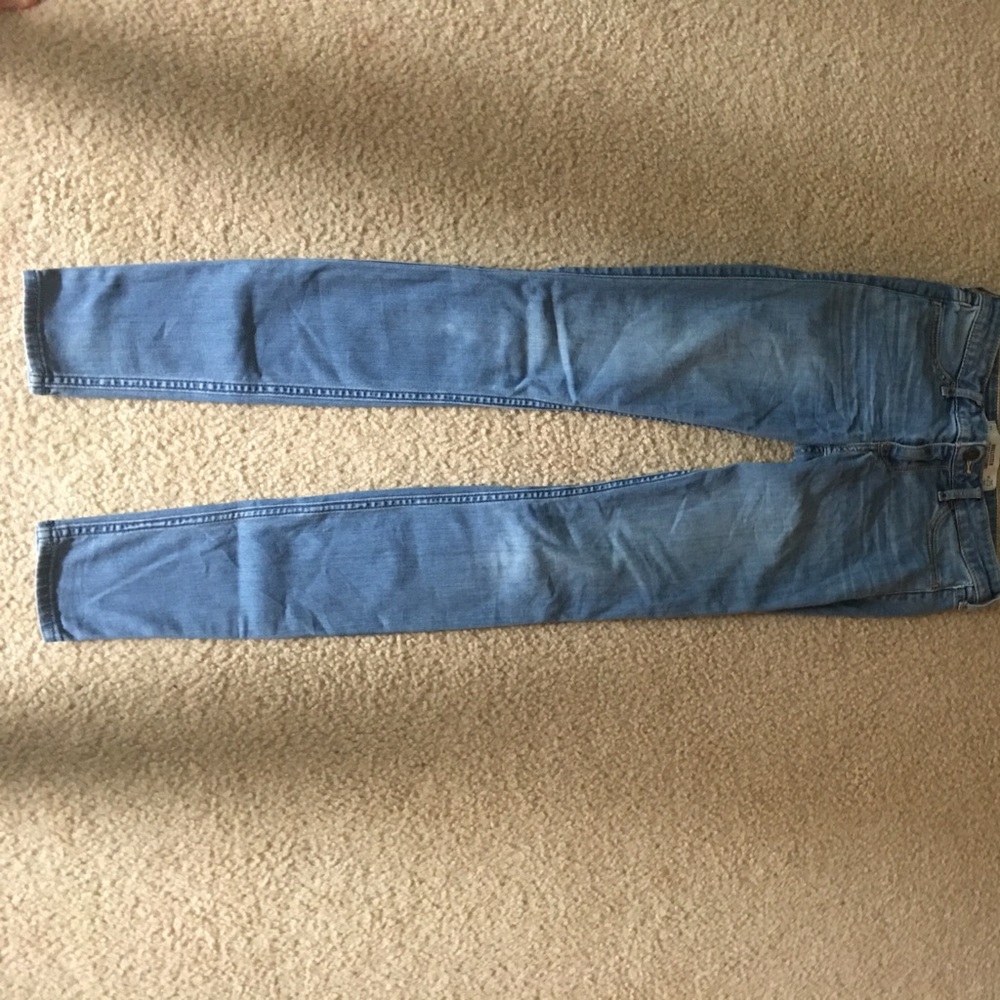Hollister Jean Legging!