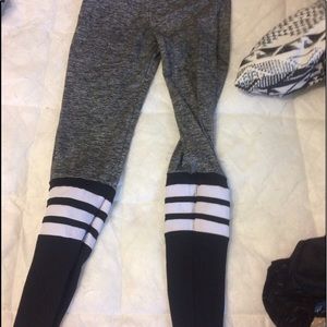 Bombshell sports wear leggings