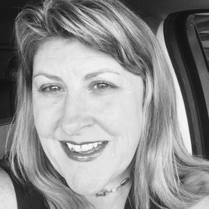 Meet your Posher, Becky