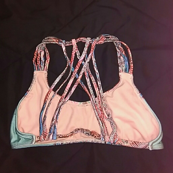 Bathing suit top - Picture 2 of 2