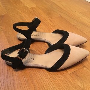 BABY PINK SUEDE / POINTED TOE FLATS