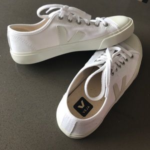 White canvas Veja tennis shoes