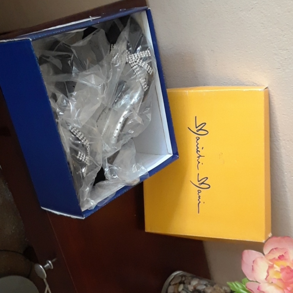 Party elegant black heels