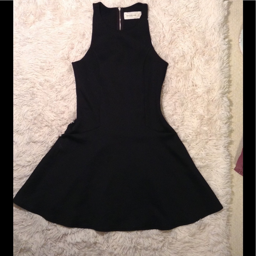 NWOT Abercrombie black dress