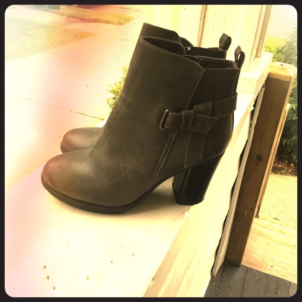 *Make an offer * Ladies Boots