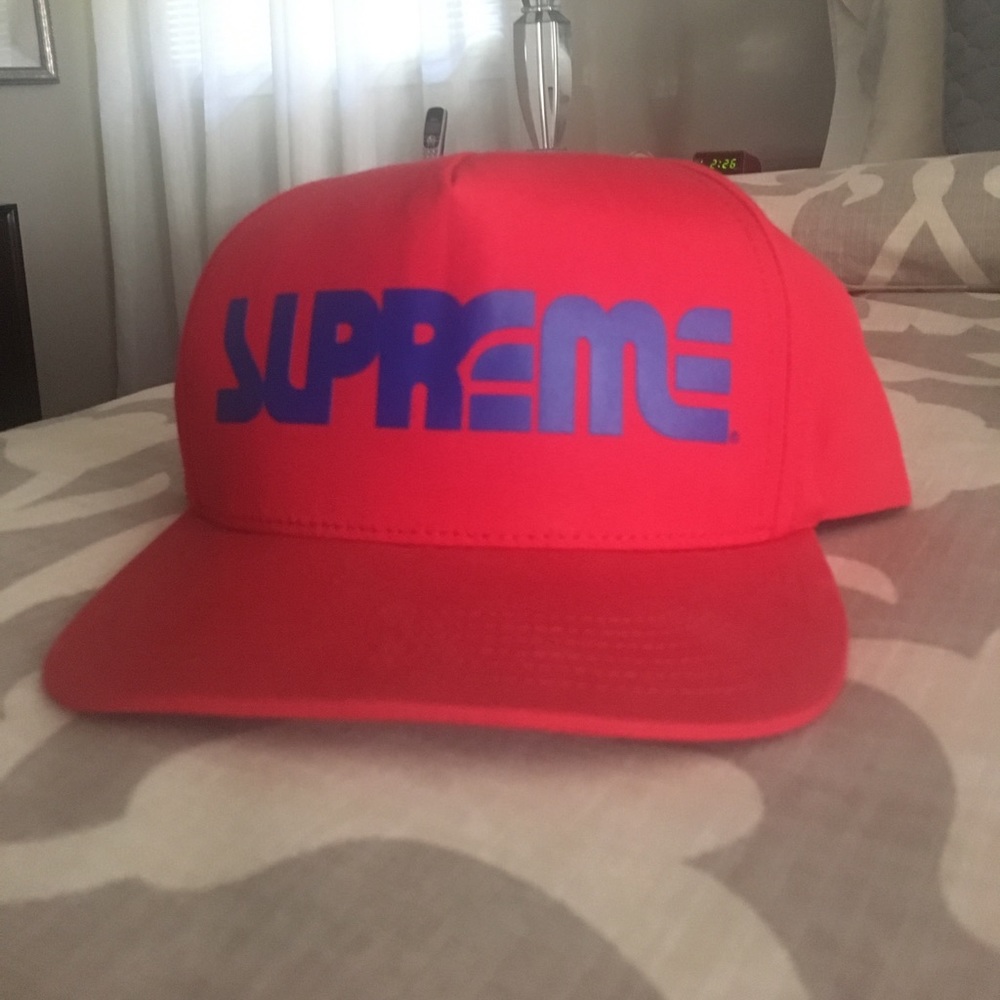 Authentic supreme snapback