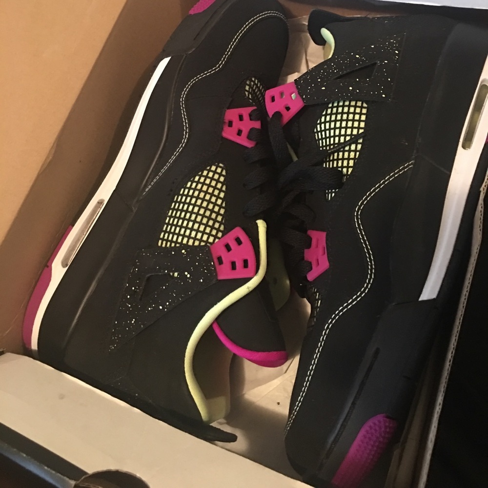 Air Jordan 4