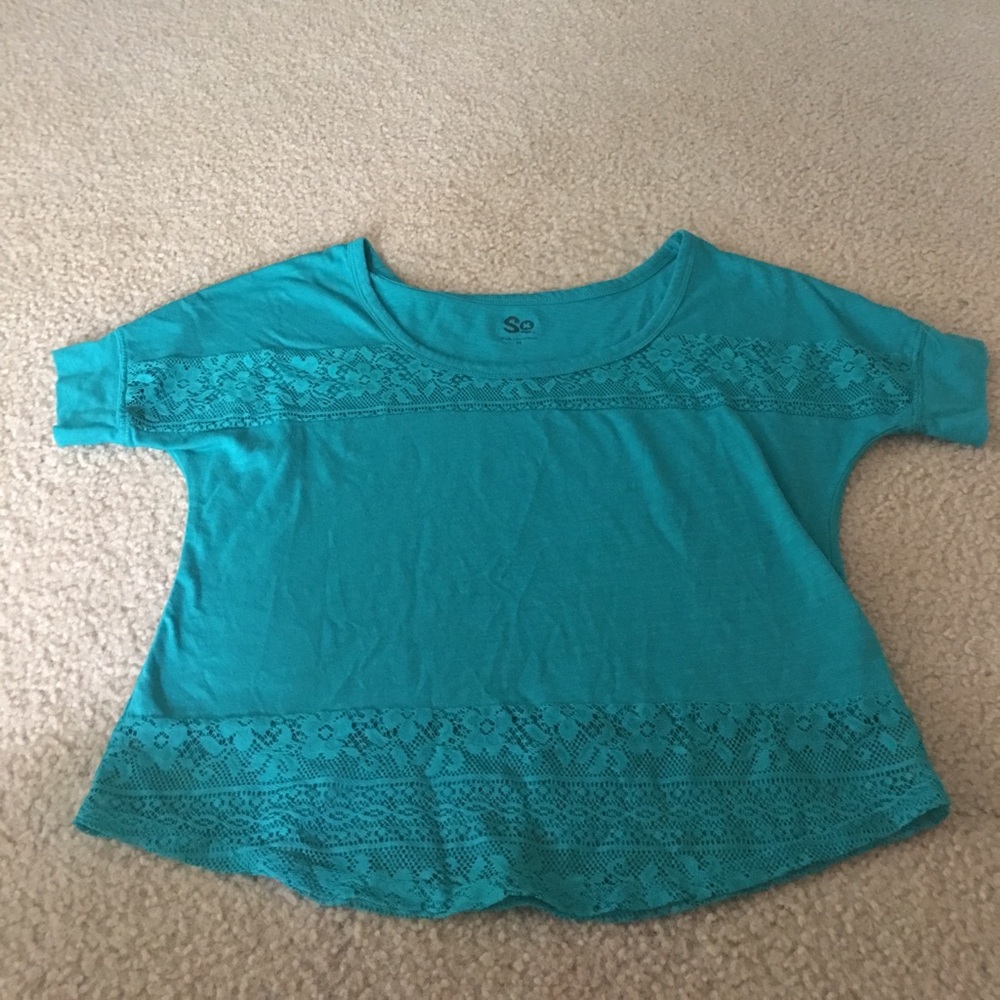 Super cute real shirt!