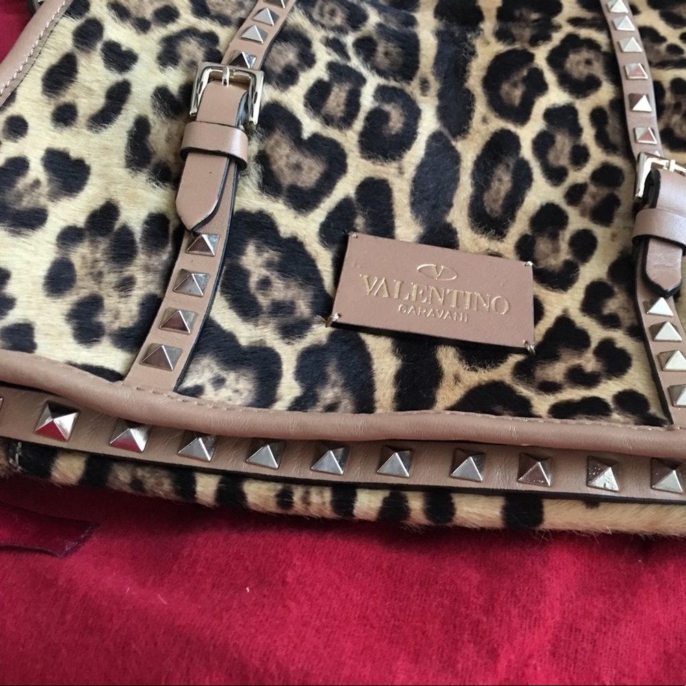 Valentino rock stud in leopard print bag - Picture 4 of 7
