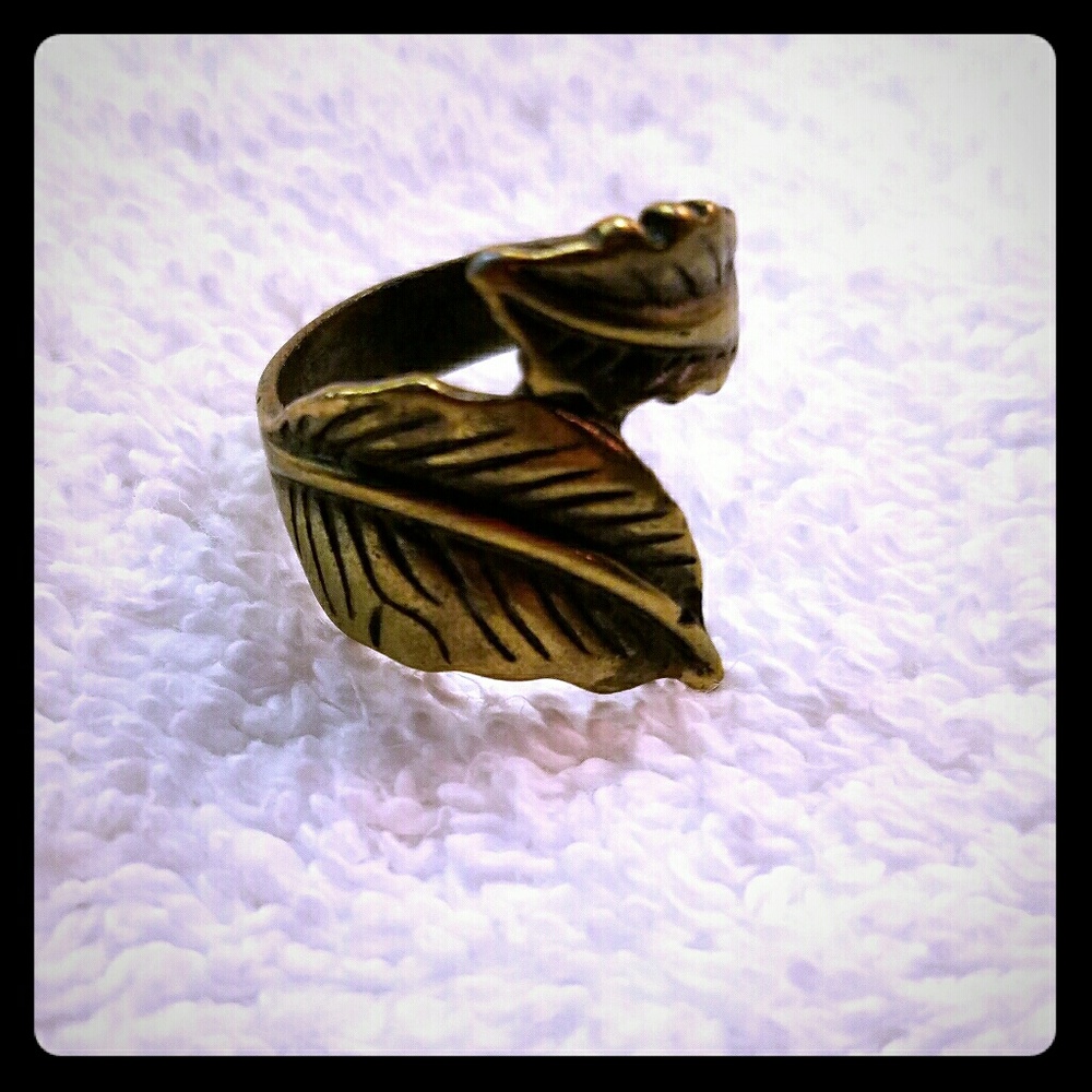 Leaf ring