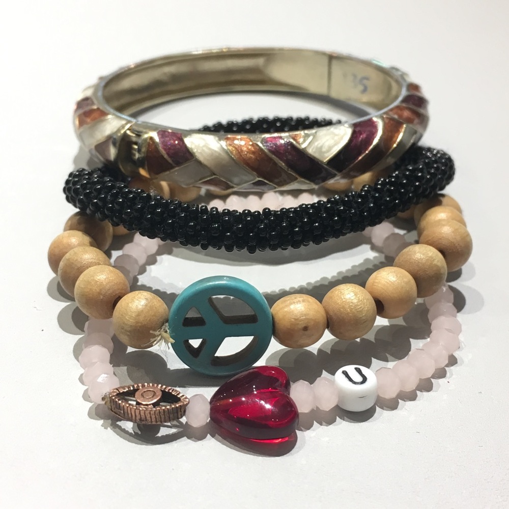 Assorted bracelet bundle