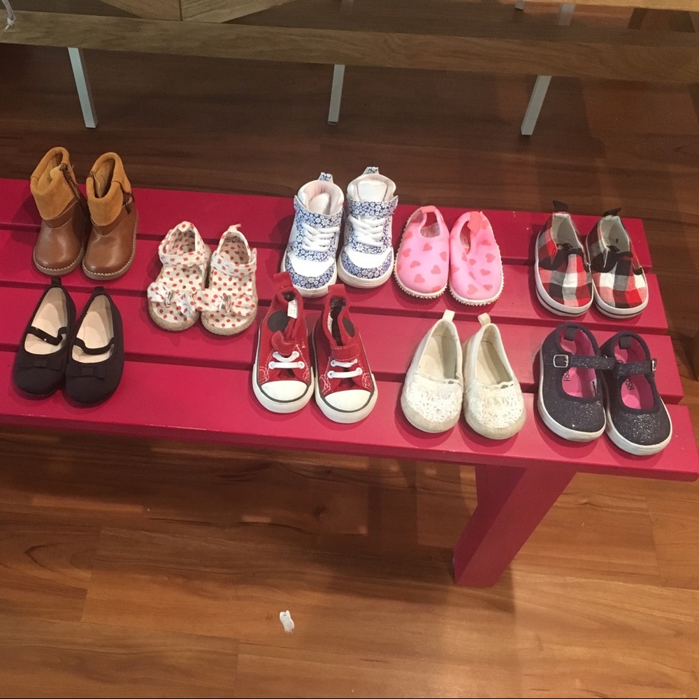 Infant shoes sz 2/3